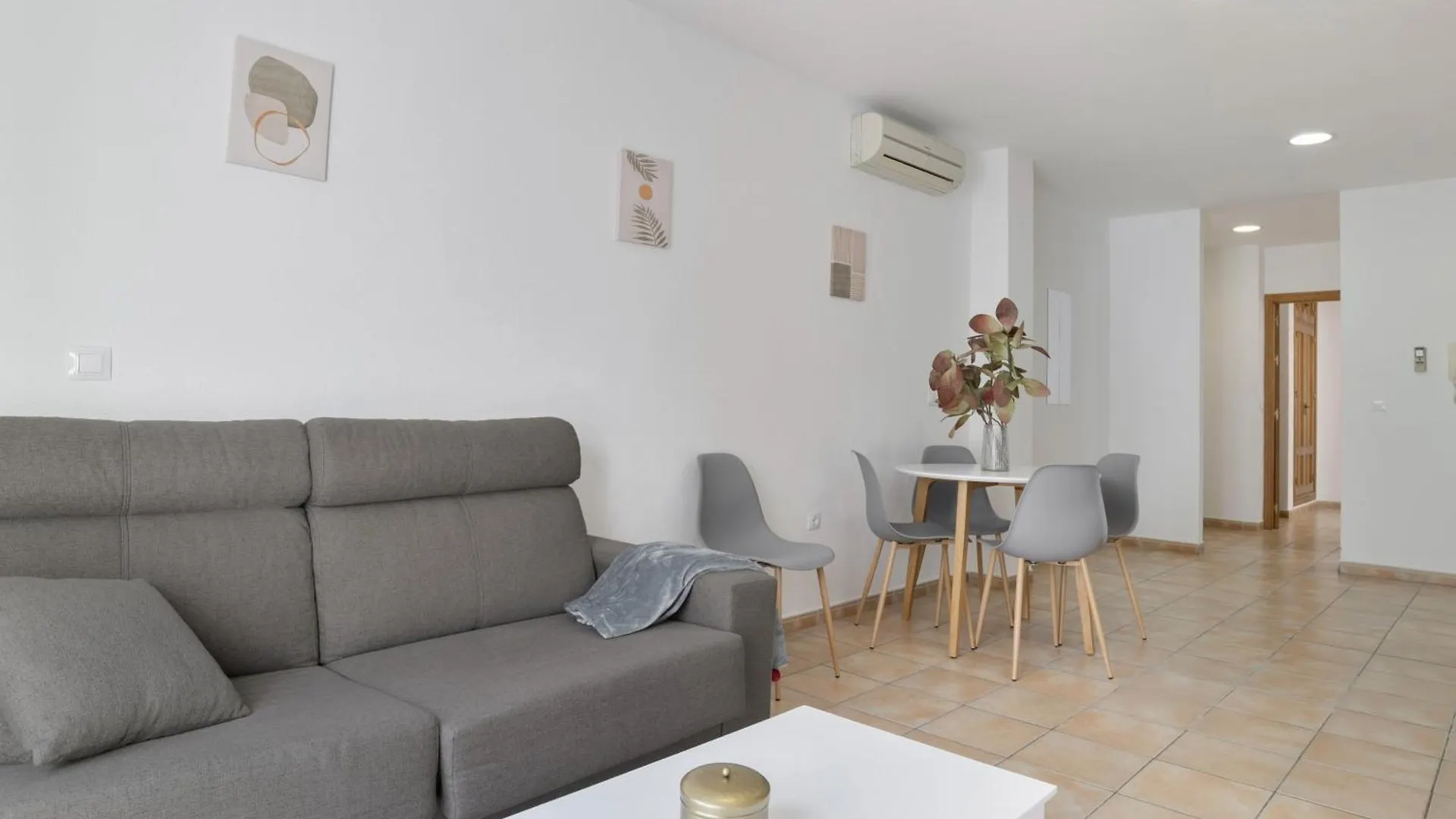 Apartment Apartamento Perez Zara 5 Conil De La Frontera